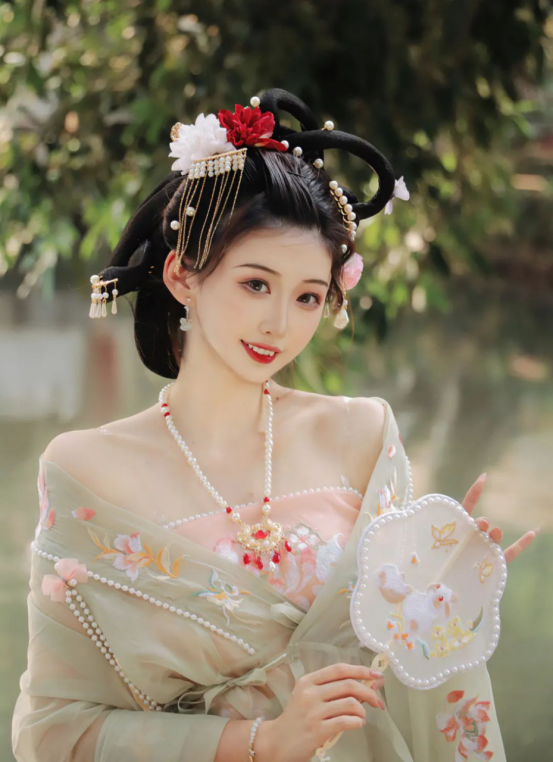 《射雕》十重絕學(xué)巔峰實(shí)戰(zhàn)一擊破敵,玩家：這傷害太牛了